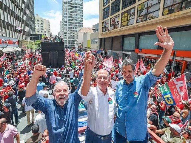 Lula tem aprovao de 51,5% em So Paulo, diz Instituto Paran Pesquisas