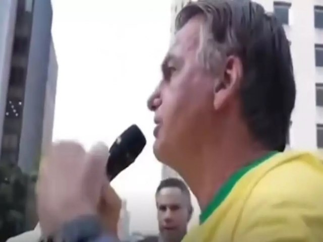 VDEO  Bolsonaro perde a linha com carro de som rival na Paulista: Arranquem o cabo!