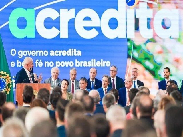 Presidente Lula sanciona o Programa Acredita, que concede crdito a empreendedores