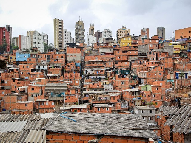 So Paulo ultrapassa Rio de Janeiro e tem 1,7 milho morando em favelas