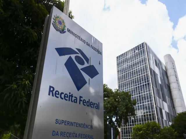 Arrecadao federal em outubro fecha com maior resultado em 30 anos