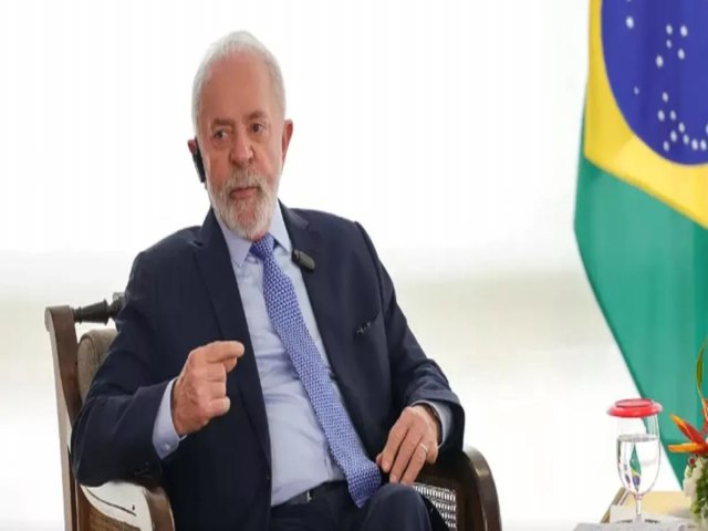 INVESTIGAO DA PF: Lula foi monitorado por dois meses pelos kids pretos