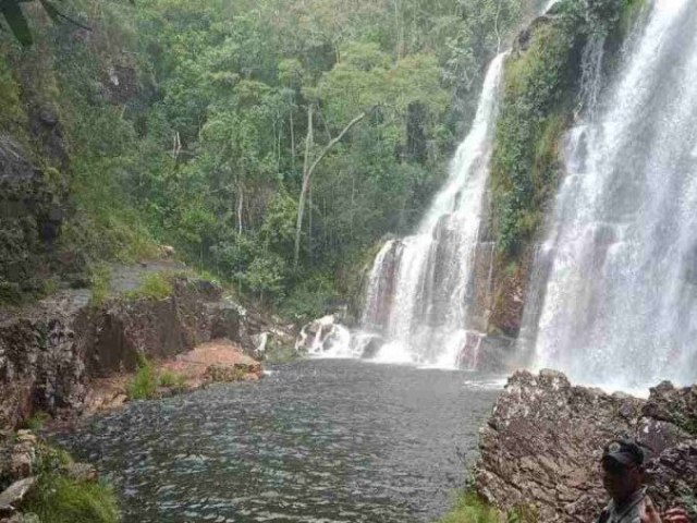 Turista do DF morre aps se afogar em cachoeira famosa na Chapada