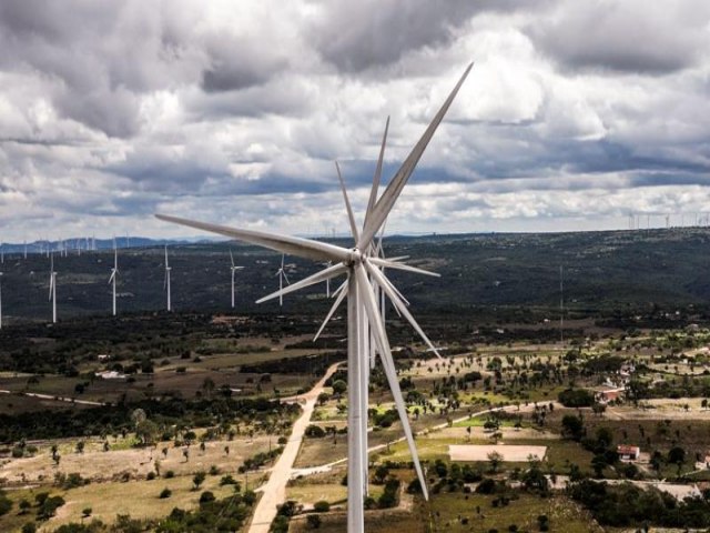 Qual distncia  segura para uma torre elica? O embate em Pernambuco sobre impactos da 'energia limpa'