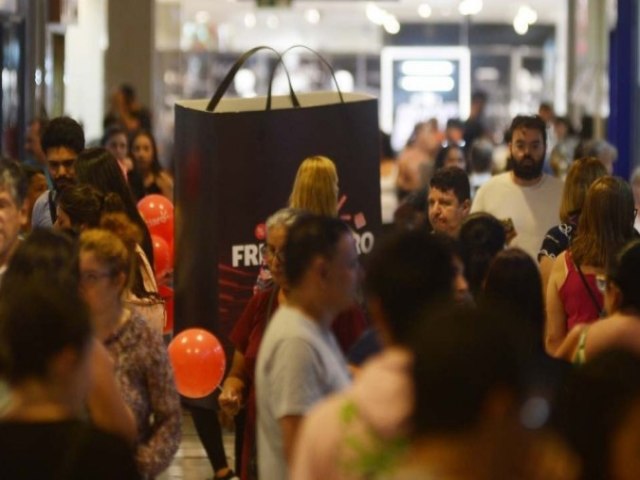 Dia dos Pais promete aquecer as vendas no Distrito Federal, aponta estudo