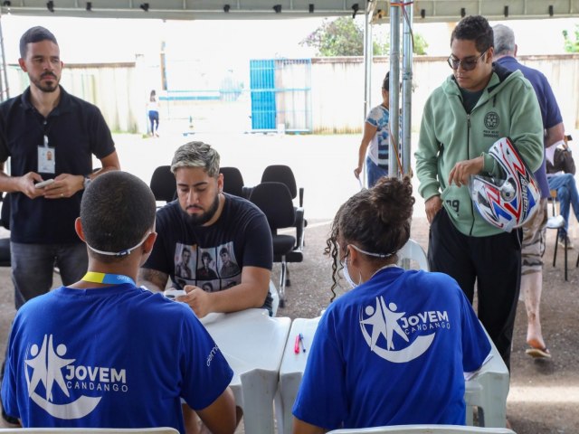 Dia Internacional da Juventude: GDF valoriza jovens com oferta de programas profissionalizantes