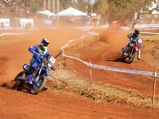 Brasilienses acompanham evento que abre disputa do Rally dos Sertes