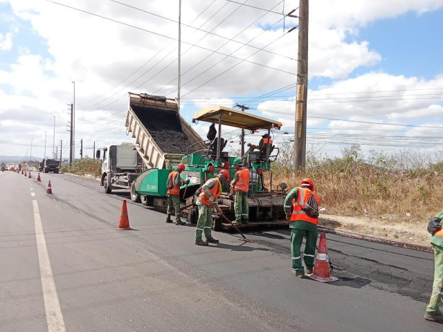 Governo de Pernambuco Anuncia Licitao para Duplicao da BR-232 no Serto