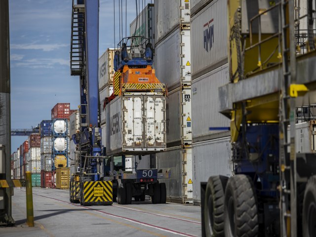 30,8 milhes de toneladas: portos fecham 1 semestre com alta de 6% na movimentao