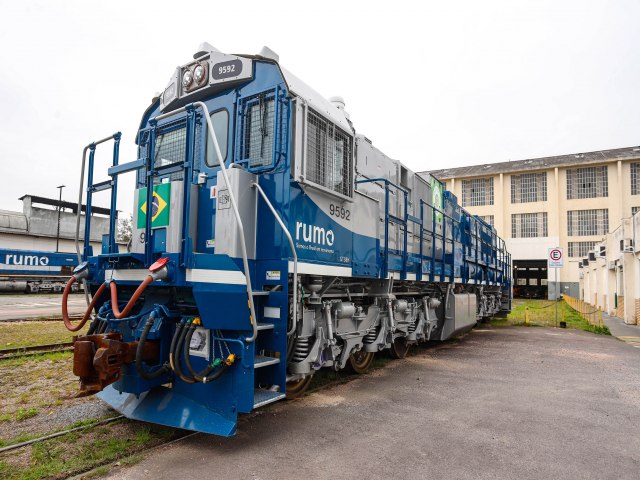 Paran ser pioneiro no teste de locomotivas hbridas com menor impacto ambiental