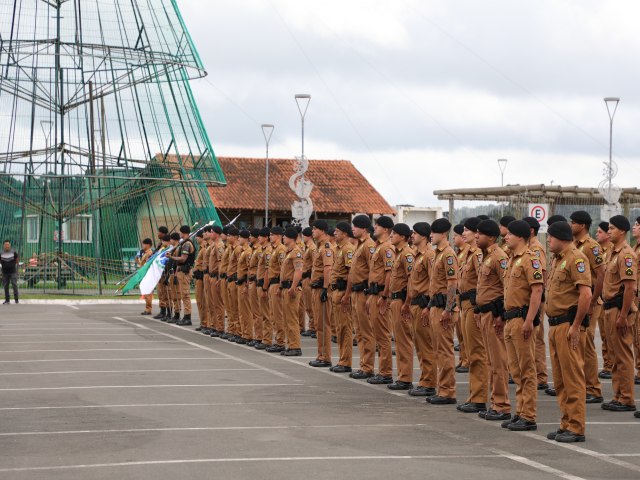 Pinhais sedia cerimnia em homenagem aos dois anos do 29 Batalho de Polcia Militar