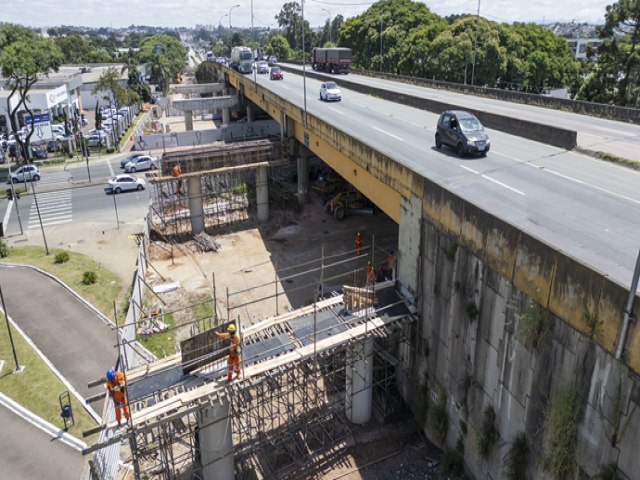 Curitiba avana: 1.009 km de asfalto novo, Linha Verde Norte e Complexo Tarum