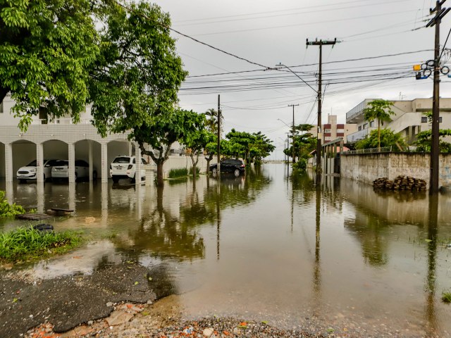 Governo do Estado homologa situao de emergncia em Guaratuba e Matinhos