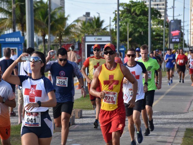 1 Corrida Guarda-Vidas leva esporte e entretenimento ao Carnaval do Litoral