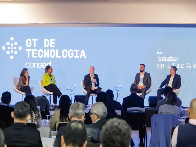 Piana destaca avanos do Paran em evento que discute tecnologia no ensino pblico