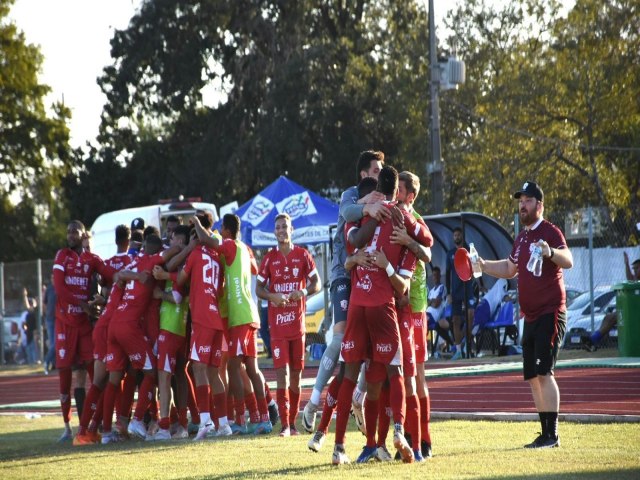 Paranava vence Nacional e assume vice-liderana da Segundona Santa Cruz