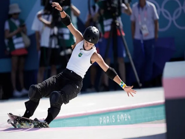 Mais velha da final do skate park aos 23 anos, Dora Varella se despede dos Jogos em quarto: Arrisquei e me diverti