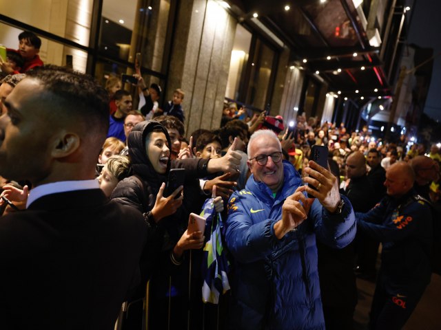 Seleo Brasileira enfrenta Equador no Couto Pereira lotado