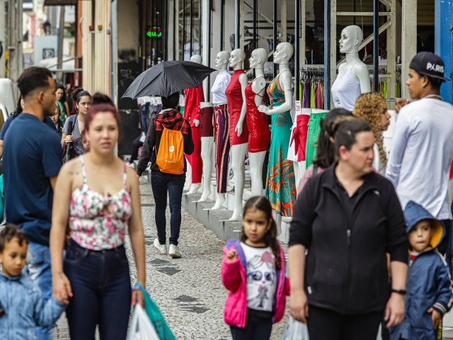 Apenas 9 horas: Paran segue com destaque nacional no tempo de abertura de empresas