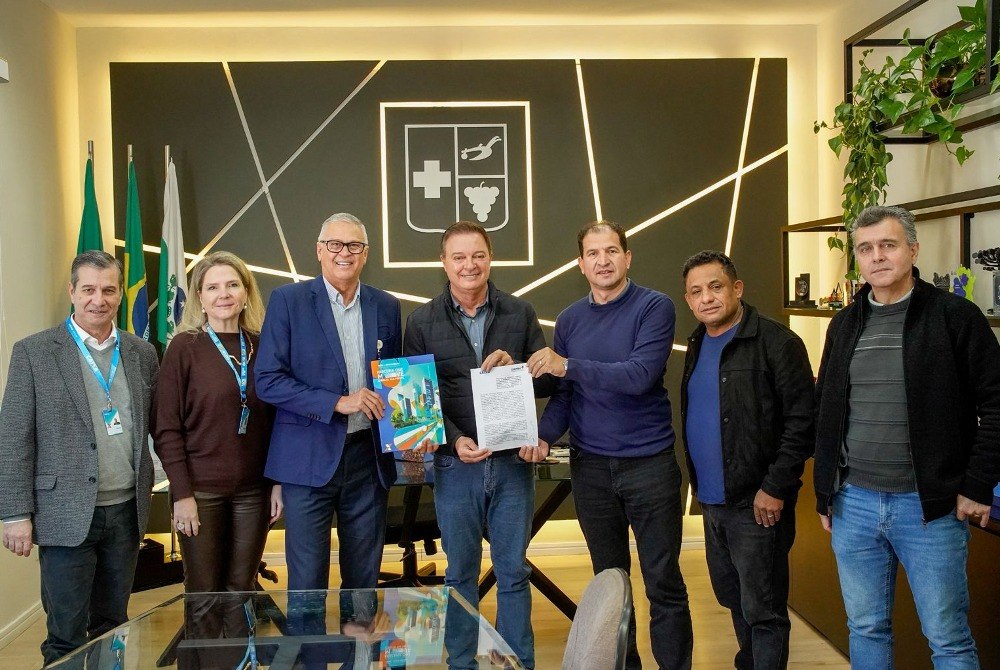 Colombo dá passo estratégico rumo à cidade inteligente com parceria da Caixa Colombo dá passo estratégico rumo à cidade inteligente com parceria da Caixa