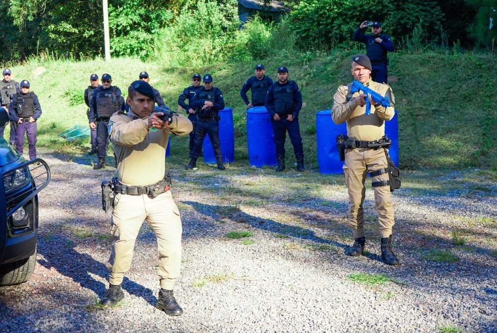 Guarda Municipal de Quatro Barras participa de treinamento com a Pol�cia Militar