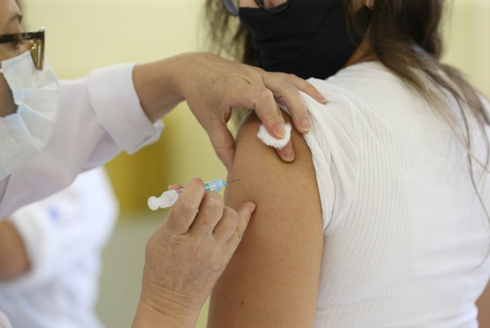 Minist�rio da Sa�de suspende vacina contra a dengue do Butantan