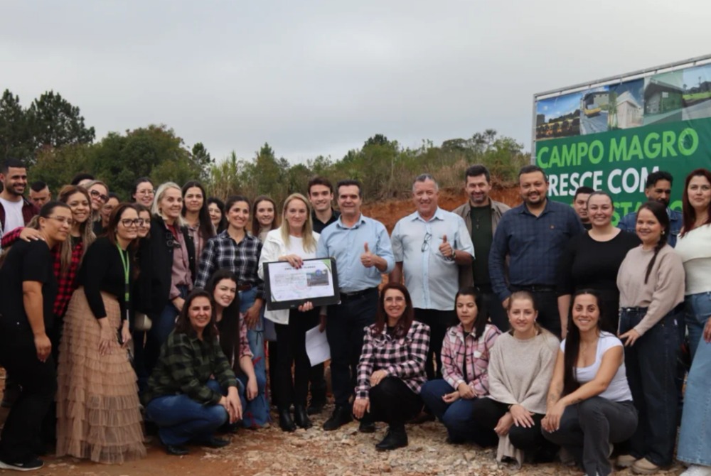Campo Magro investe no futuro das crian�as com novo CMEI �guas Claras