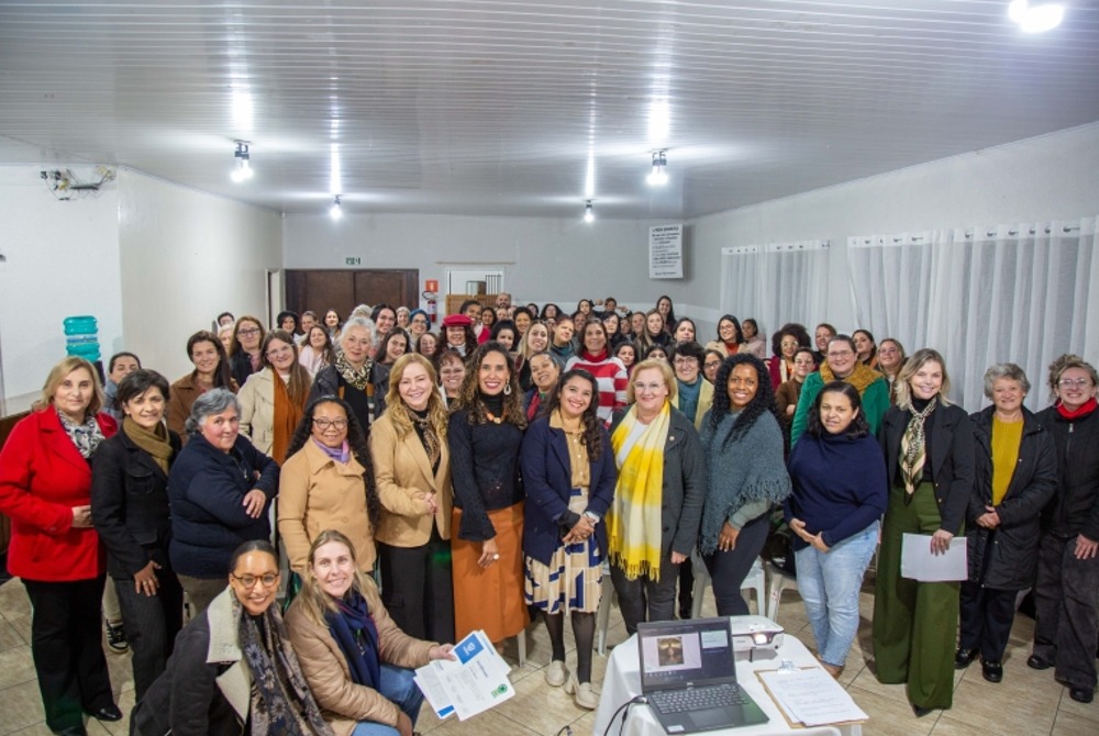 Projeto Ra�zes que Crescem de Piraquara conclui segunda edi��o e fortalece o empreendedorismo feminino em Piraquara