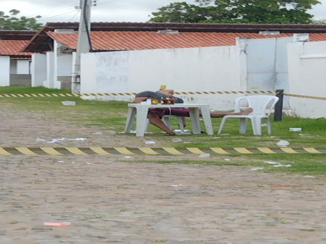 POLCIA MILITAR  REGISTRA HOMICDIO   BALA EM JAGUARIBE  NO CEAR 