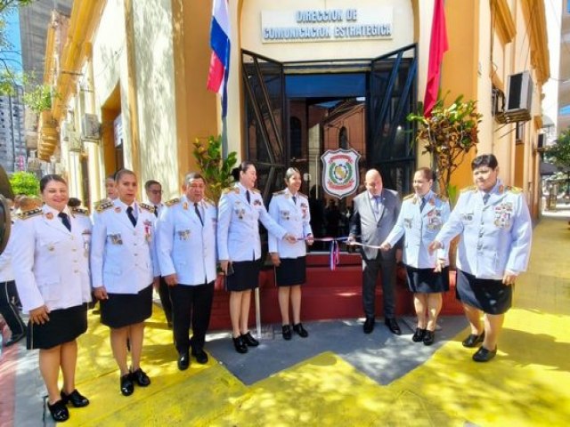 Inauguran mejoras en la Direcci�n de Comunicaci�n Estrat�gica de la Polic�a Nacional