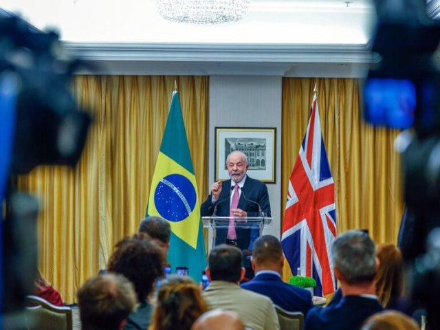 Lula diz que presidente do BC est a servio de Bolsonaro ao manter juros de 13,75% no Brasil