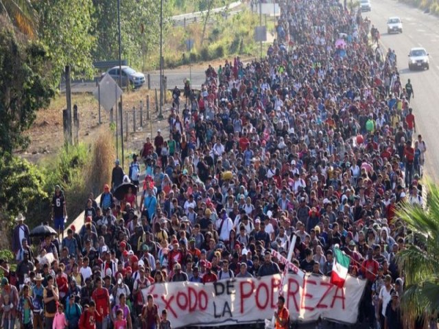 'xodo da pobreza': milhares de imigrantes se juntam  nova marcha para entrar nos EUA