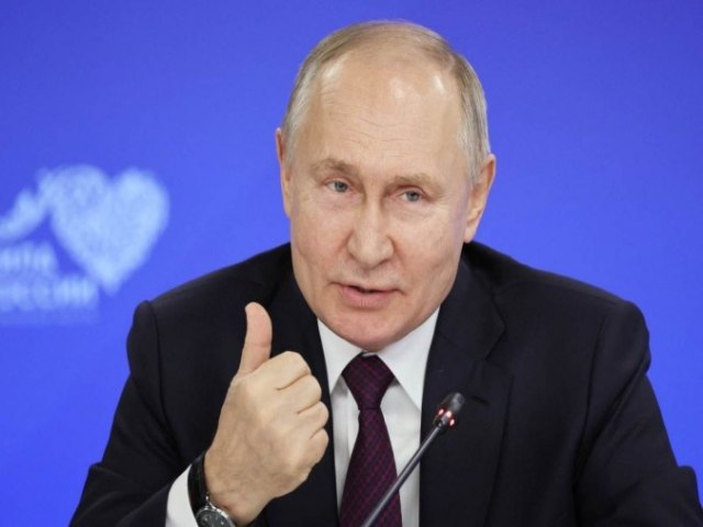 Putin alerta pases ocidentais sobre risco real de guerra nuclear