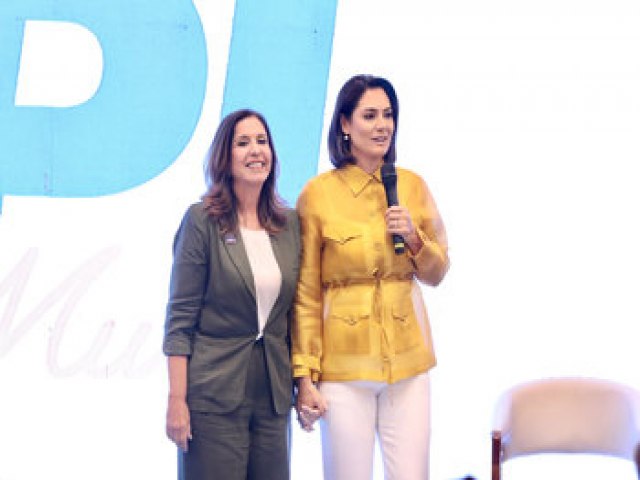 Michelle Bolsonaro rene lideranas femininas de Tocantins para discutir o papel da mulher na poltica