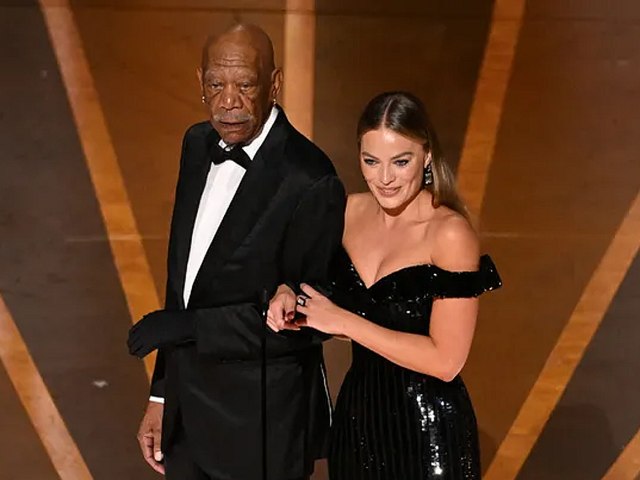 A TRGICA RAZO PELA QUAL MORGAN FREEMAN USOU UMA NICA LUVA NO OSCAR 