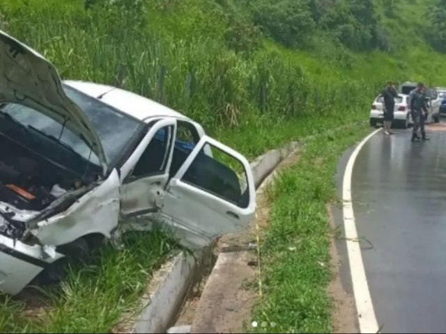 MOTORISTA EMBRIAGADO CAUSA ACIDENTE EM MARILNDIA