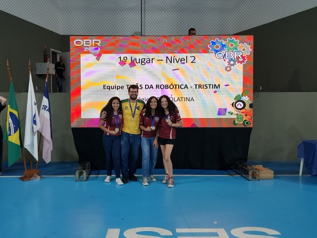 EQUIPE DO IFES COLATINA VENCE ETAPA ESTADUAL DA OLIMPADA BRASILEIRA DE ROBTICA