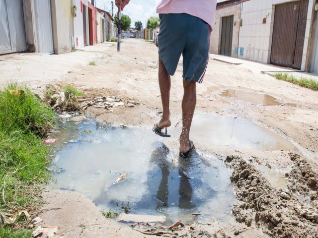 Em 9 a cada 10 municpios do CE a maioria das moradias ainda est fora da rede de esgoto; veja lista