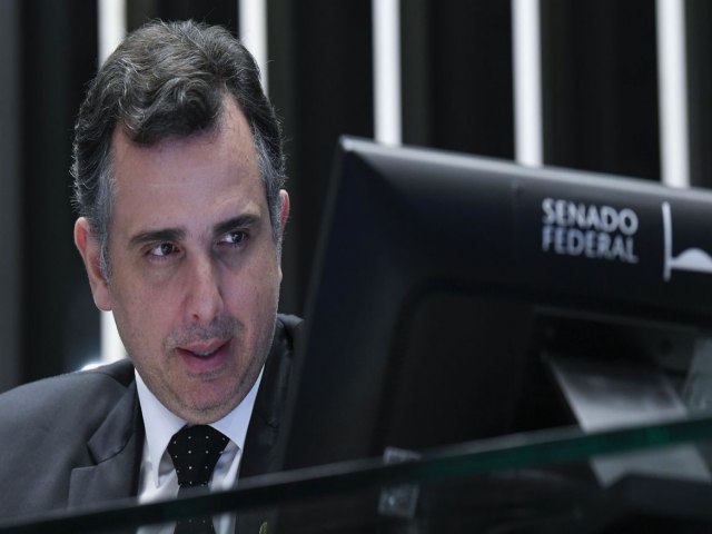 Presidente do Senado rene lderes para viabilizar piso da enfermagem