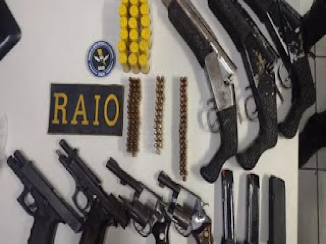 Policiais do Raio retiram de circulao mais de 2 mil armas de fogo no Cear