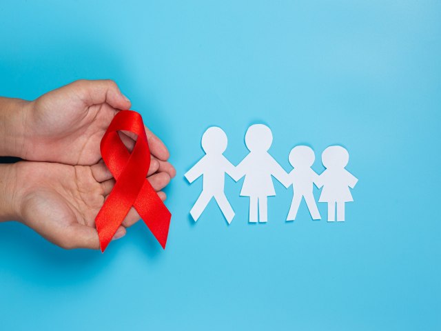 Dia Mundial de Combate  AIDS: Cerca de 920 mil brasileiros vivem com o HIV