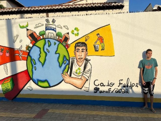 Juazeiro do Norte : Desenho produzido por aluno  retratado em muro de escola municipal