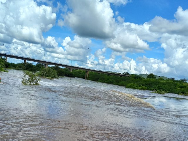  Transbordamento barragem Clebilon Lima Verde  Jucs Cear