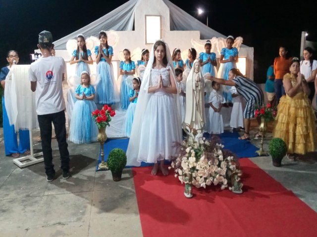 Fiis catlicos do Cardoso I celebram com muita emoo a festa de Nossa Senhora de Ftima