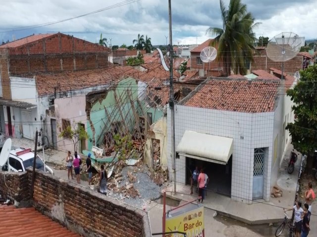 Morre mulher vtima de desabamento de casa na rua Cel. Jos Adolfo em Iguatu