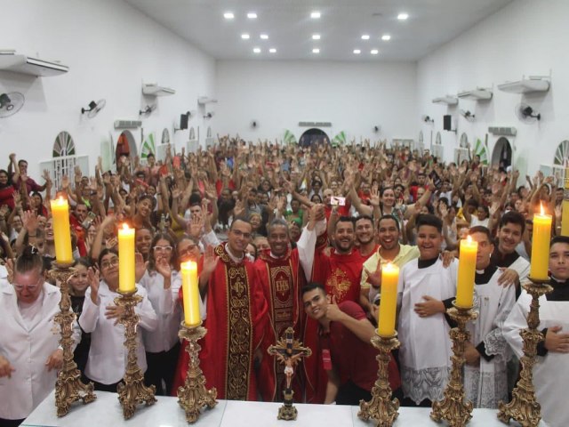 Iguatu celebra Novena de Pentecostes, festa que cresce a cada ano!