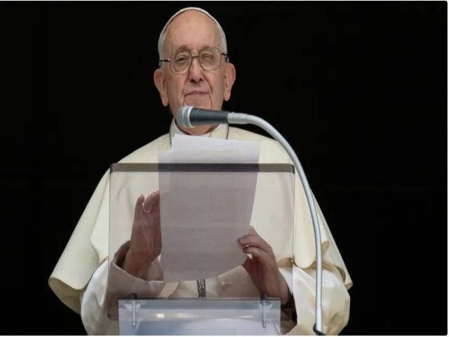 Papa Francisco convida lder catlico que defende direitos LGBT+ para conferncia do Vaticano