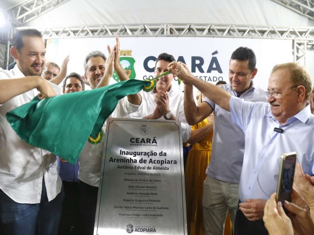 Inaugurada, areninha de Acopiara estimula prtica esportiva e convivncia comunitria