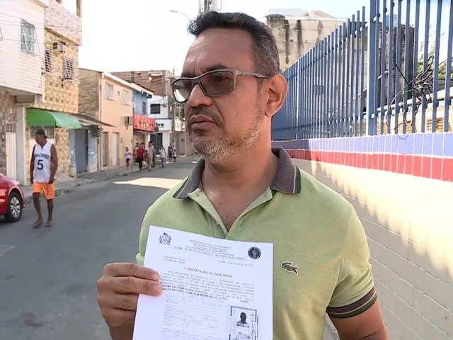 Candidato do Enem  preso por engano durante prova no Recife