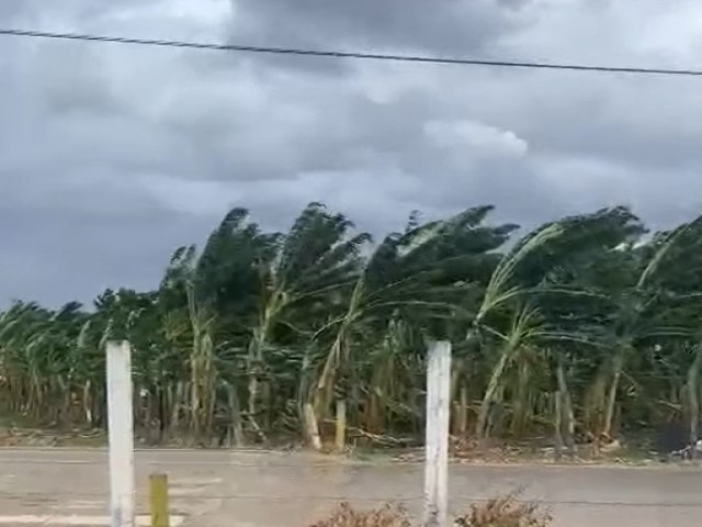 Inmet emite alerta de perigo de chuvas intensas em Iguatu e outras 56 cidades do Cear